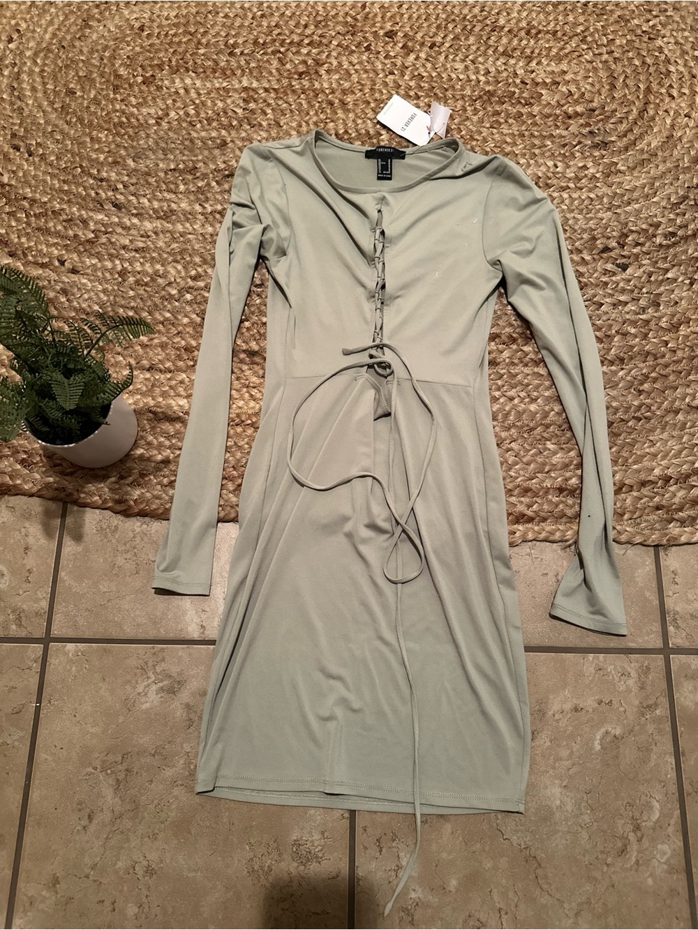 NWT LONG SLEEVE MINI BODYCON DRESS